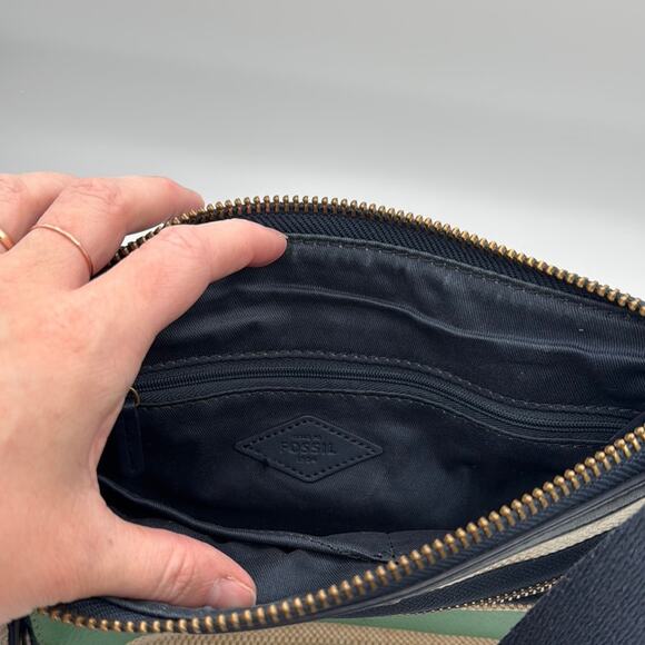 Fossil Crossbody Bag - Picture 7 of 7